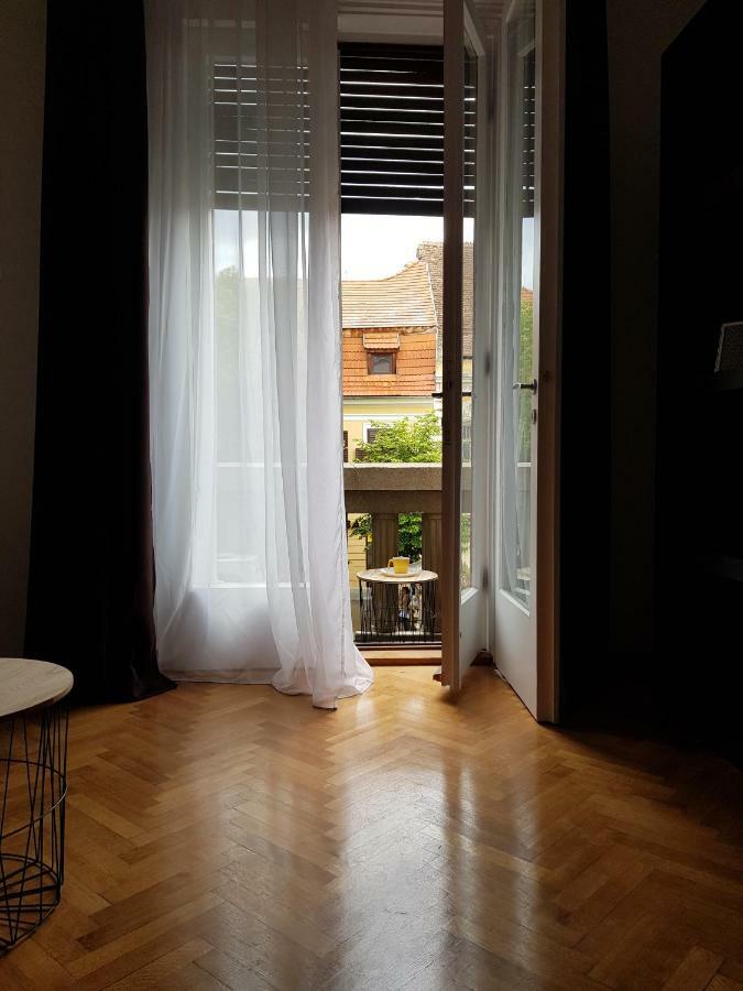 Street View Apartments Sybin Zewnętrze zdjęcie