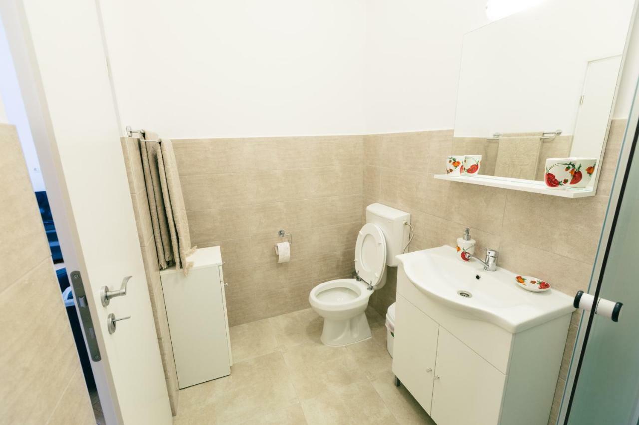Street View Apartments Sybin Zewnętrze zdjęcie